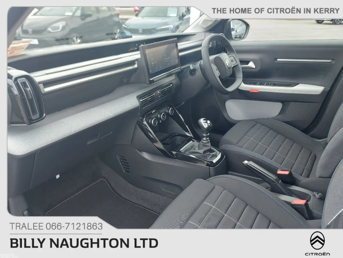 Citroen C3 Hatchback, Petrol, 2027, Blue