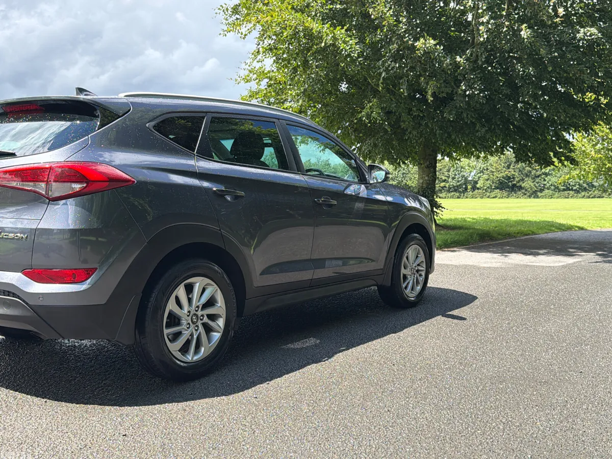 Hyundai Tucson SUV, Diesel, 2016, Grey