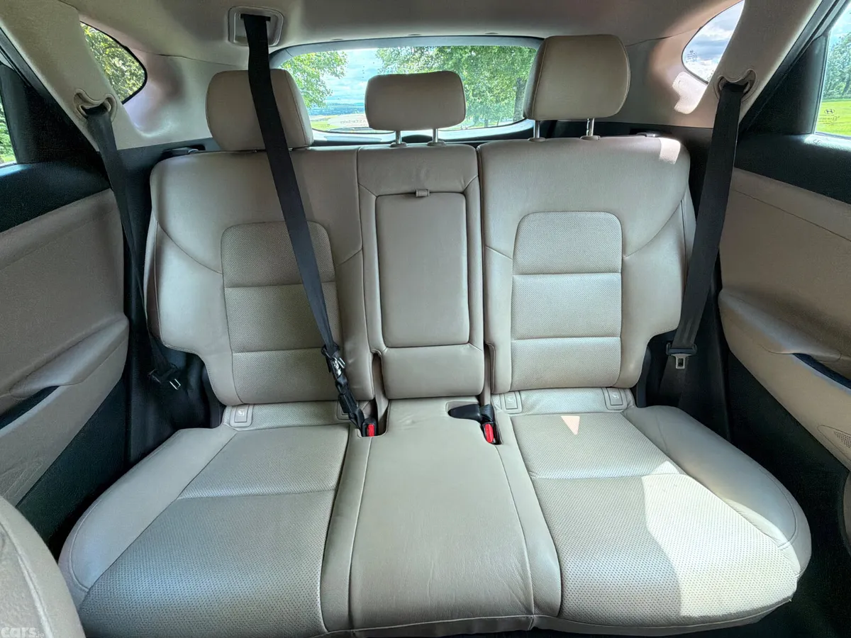 Hyundai Tucson SUV, Diesel, 2016, Grey