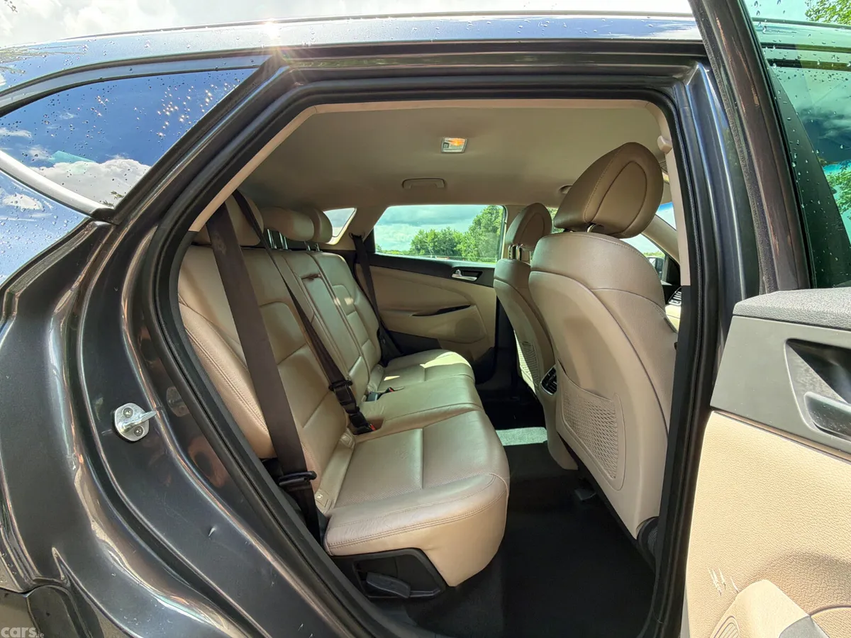 Hyundai Tucson SUV, Diesel, 2016, Grey