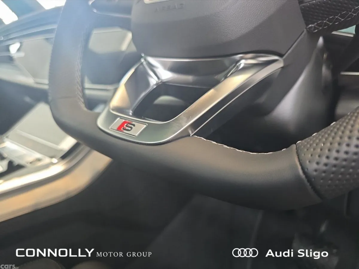 Audi Q7 SUV, Petrol Plug-in Hybrid, 2027, Grey