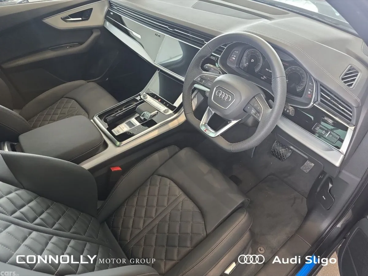 Audi Q7 SUV, Petrol Plug-in Hybrid, 2027, Grey