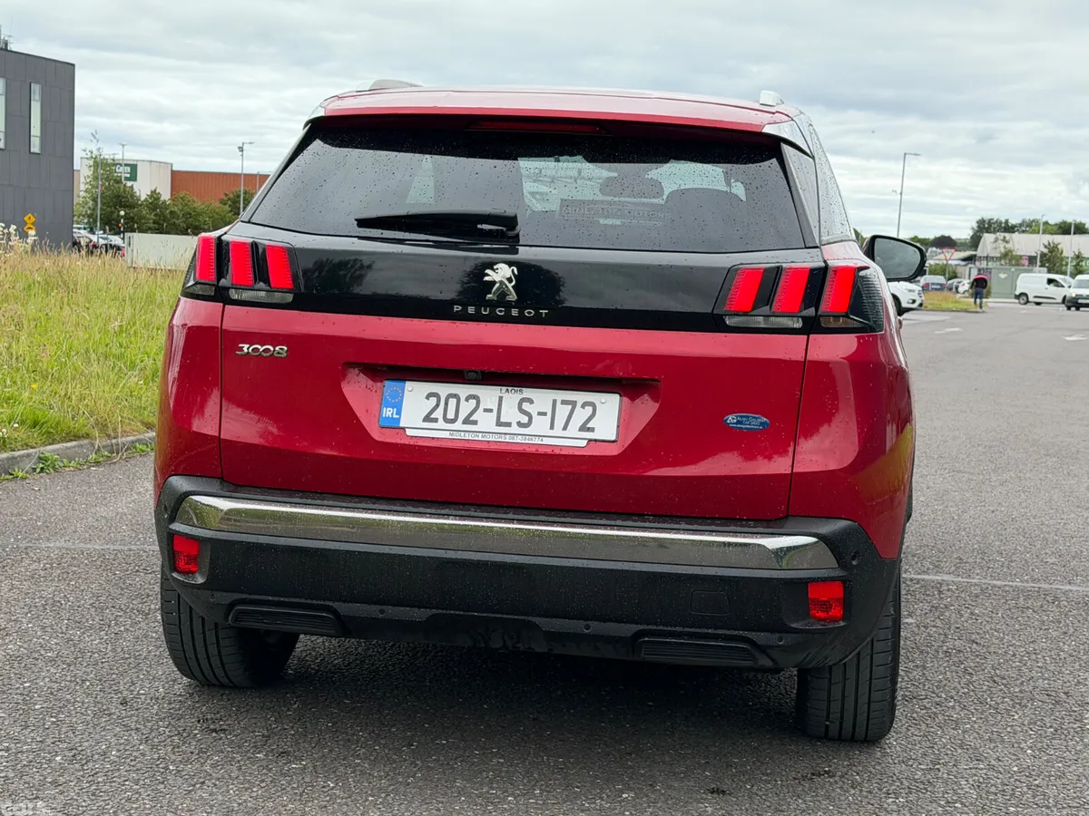 Peugeot 3008 MPV, Diesel, 2020, Red