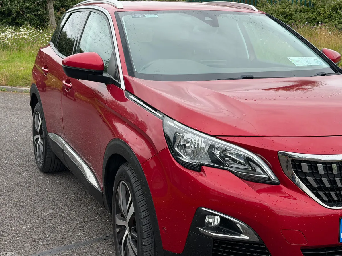 Peugeot 3008 MPV, Diesel, 2020, Red