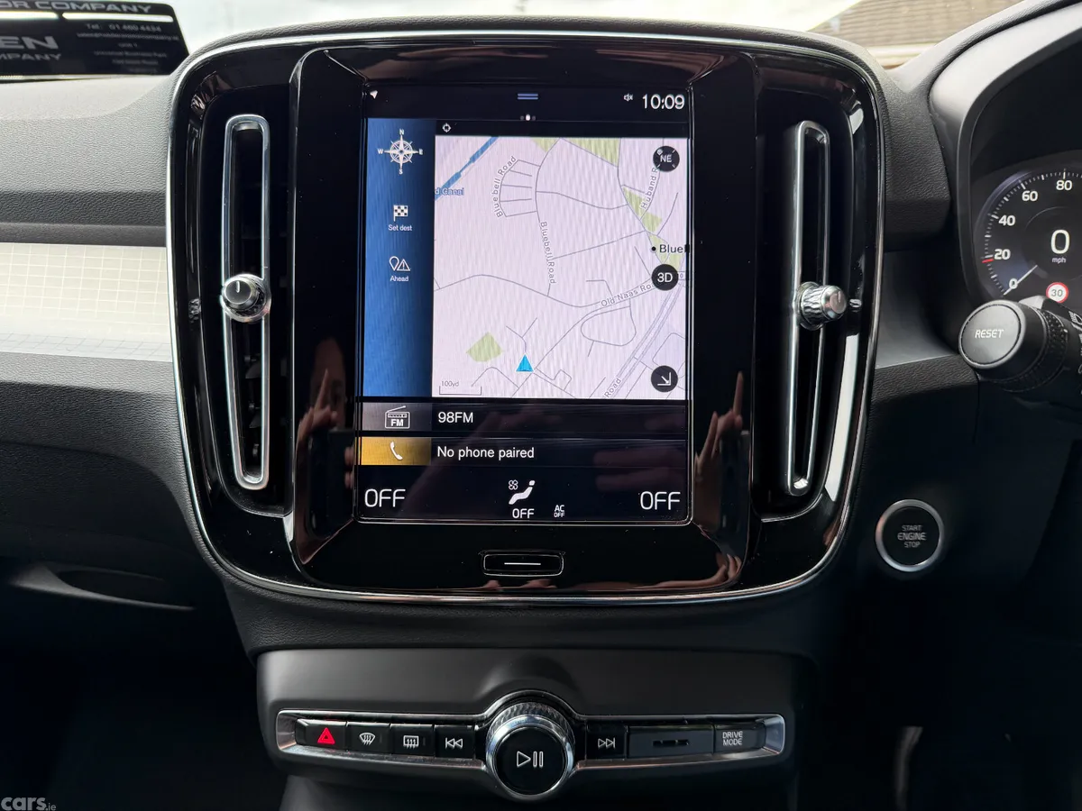 Volvo XC40 SUV, Petrol Plug-in Hybrid, 2023, Black