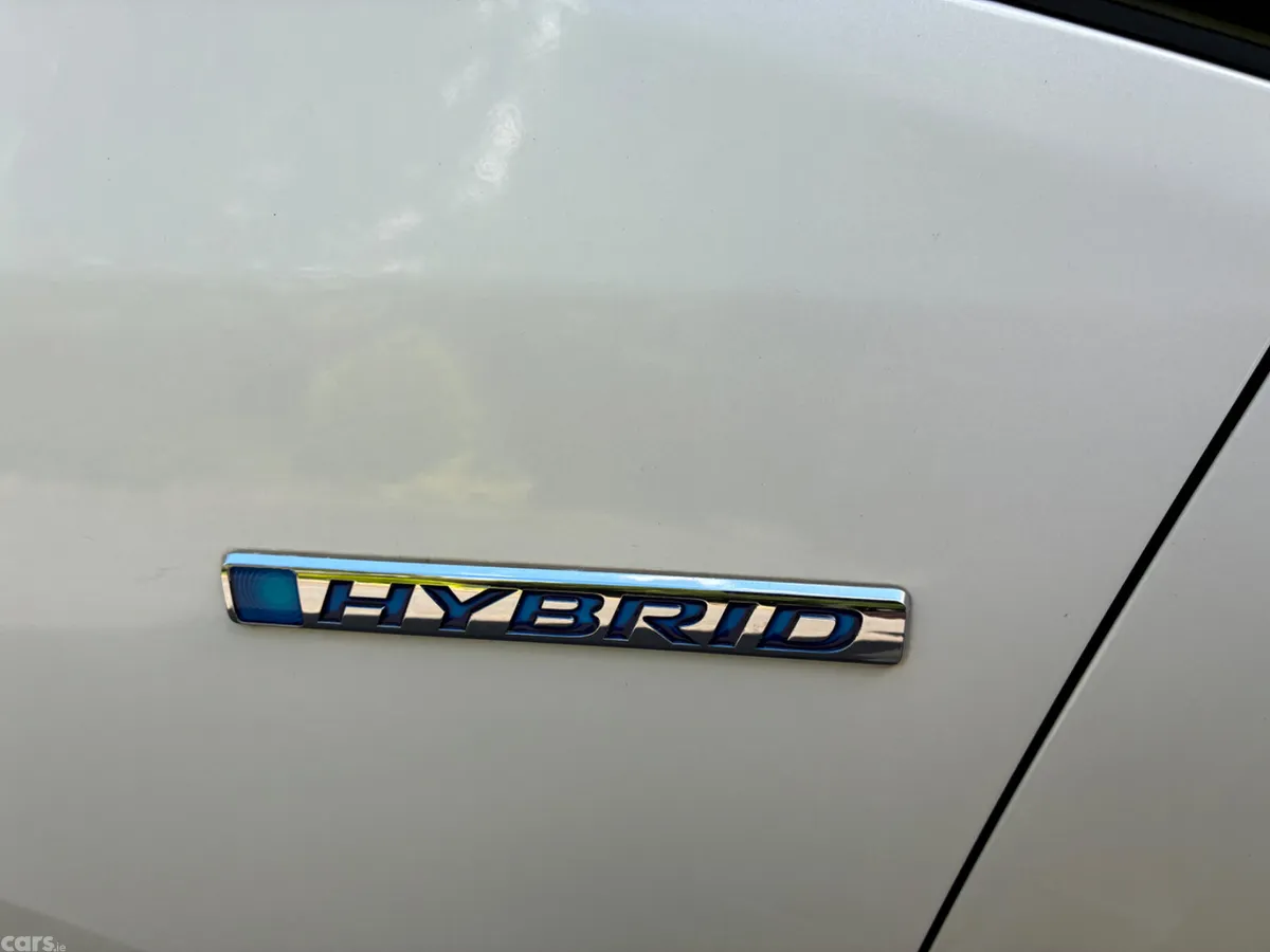 Honda Fit Hatchback, Petrol Hybrid, 2018, White