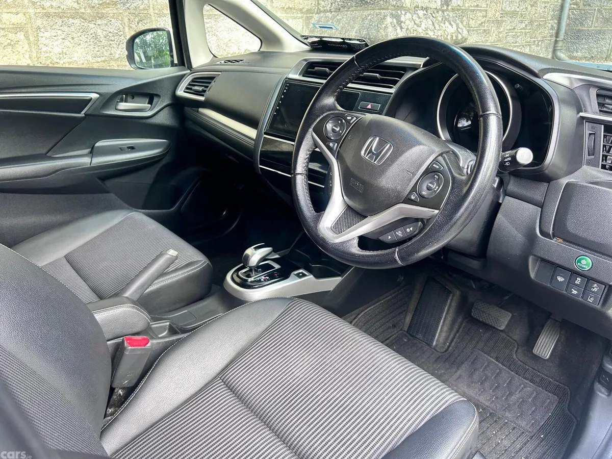 Honda Fit Hatchback, Petrol Hybrid, 2018, White