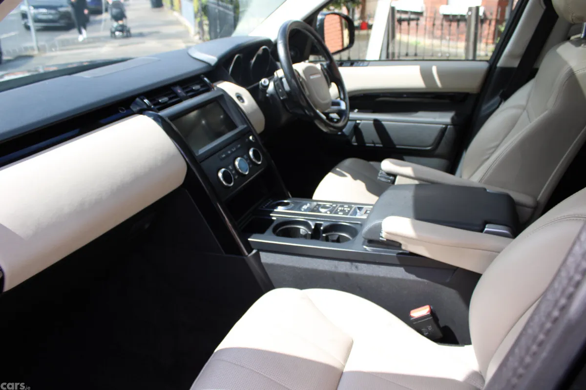 Land Rover Discovery SUV, Diesel, 2019, Black