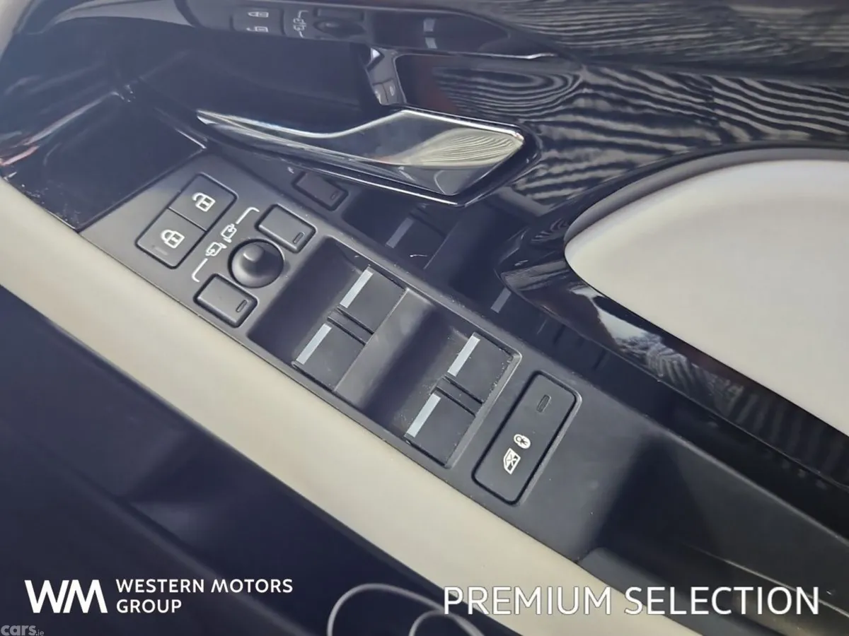 Land Rover Range Rover Evoque SUV, Petrol Plug-in Hybrid, 2025, Black