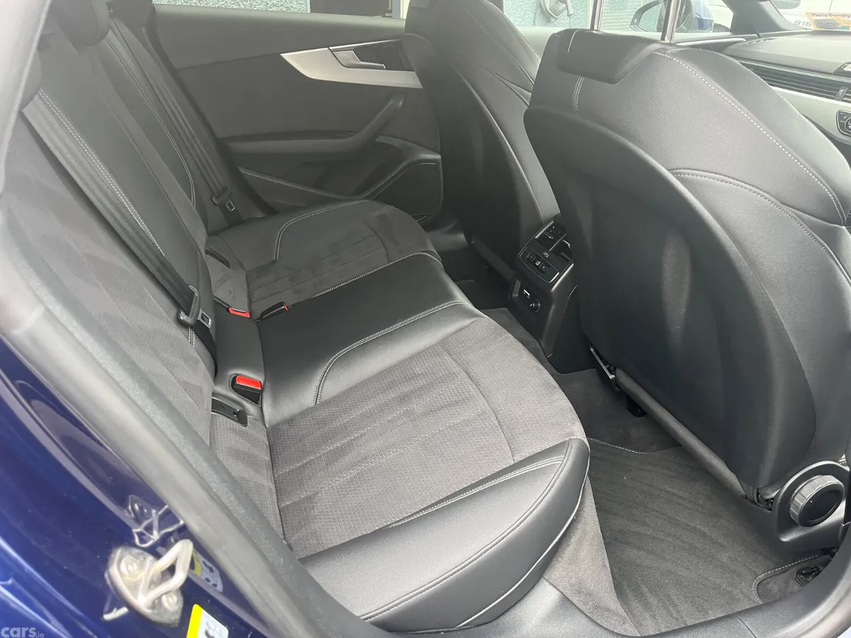 Audi A5 Hatchback, Diesel, 2023, Blue