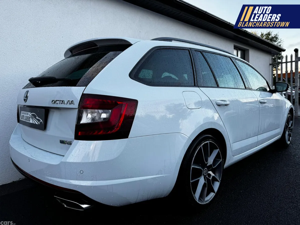 Skoda Octavia Estate, Diesel, 2017, White