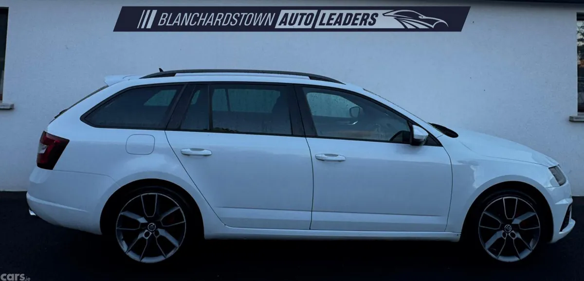 Skoda Octavia Estate, Diesel, 2017, White