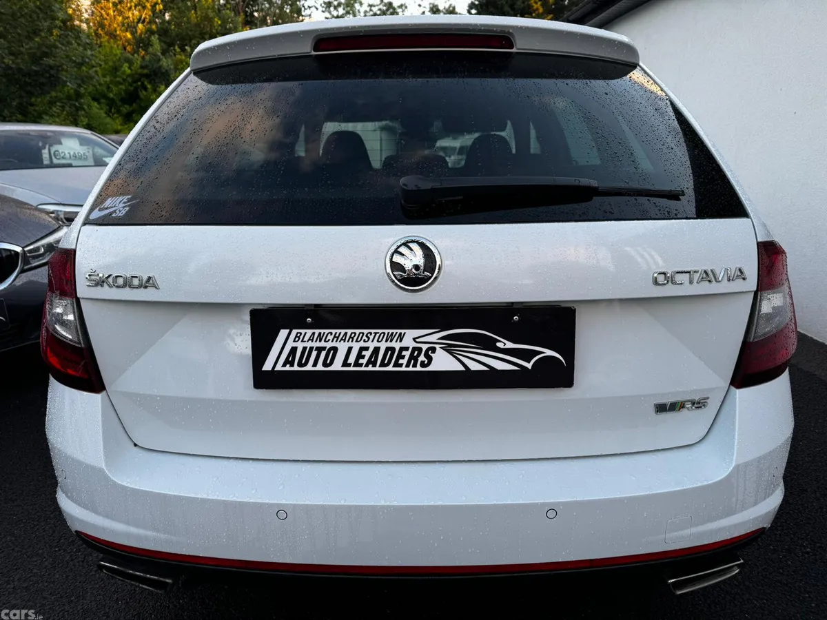 Skoda Octavia Estate, Diesel, 2017, White