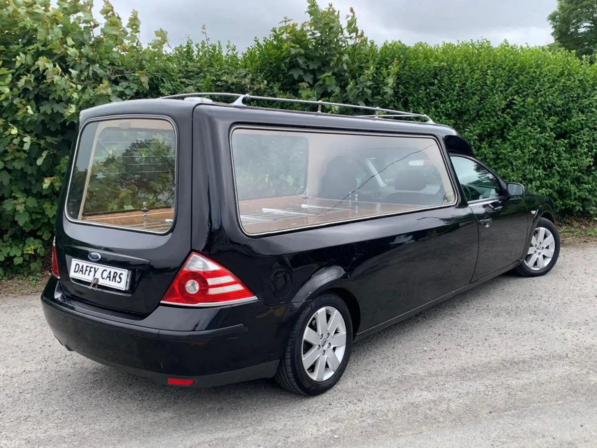 Ford Mondeo Estate, Petrol, 2006, Black