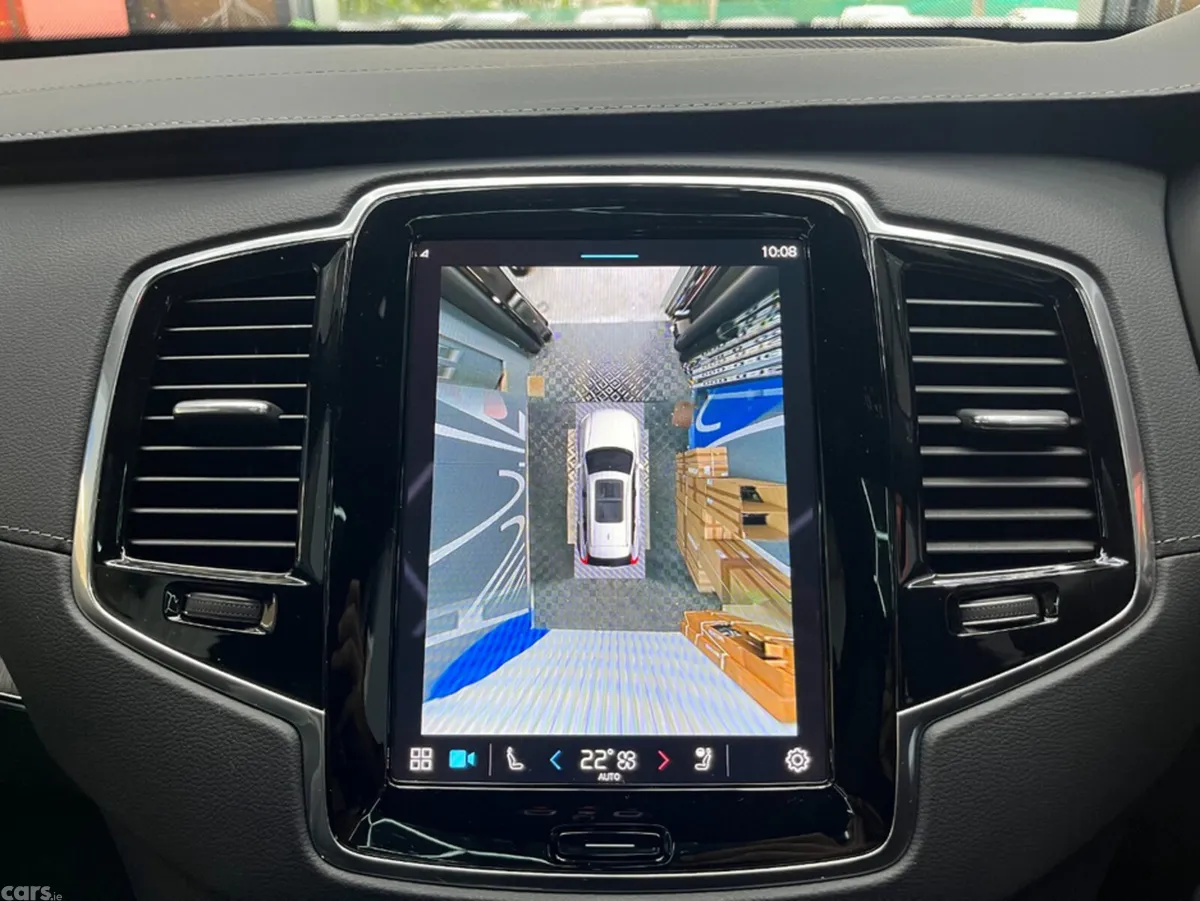 Volvo XC90 SUV, Petrol Plug-in Hybrid, 2023, Blue