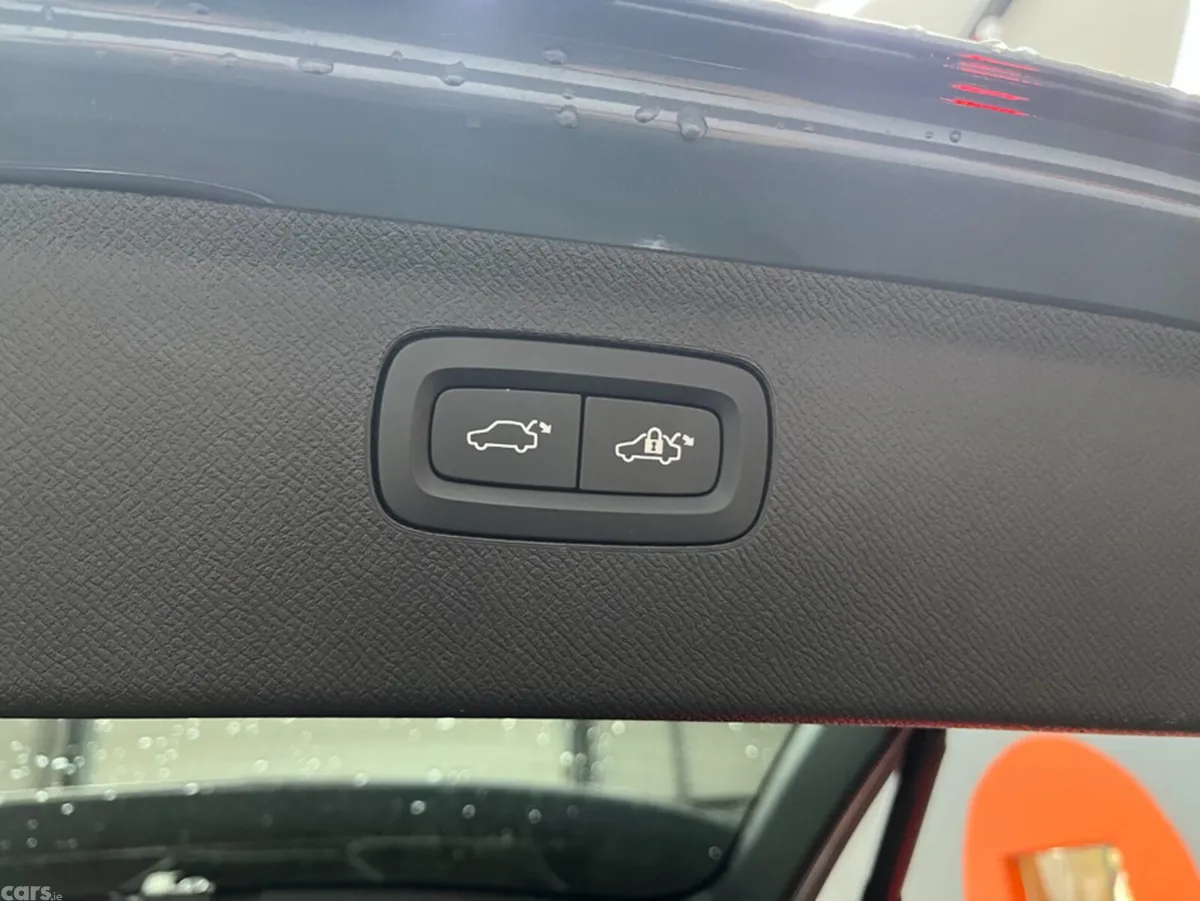 Volvo XC90 SUV, Petrol Plug-in Hybrid, 2023, Blue