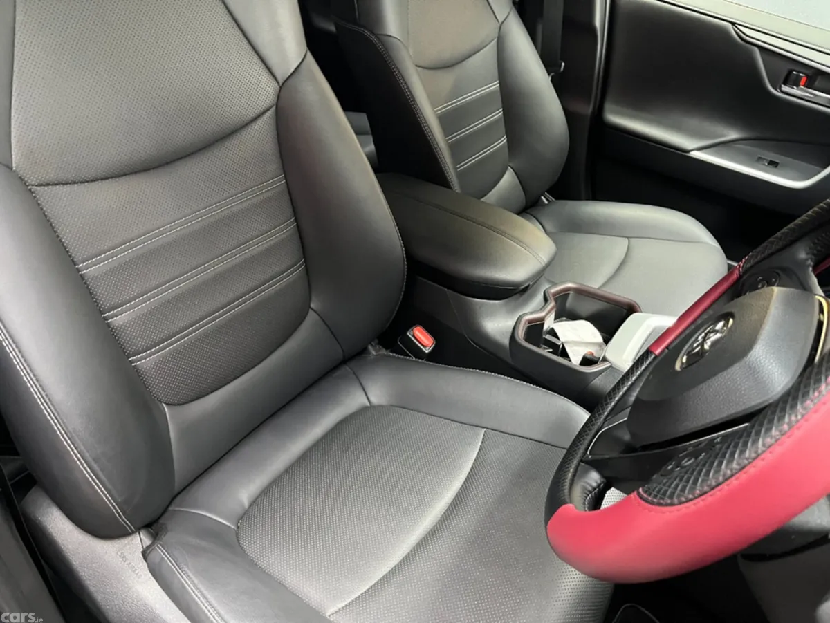 Toyota RAV4 SUV, Petrol Hybrid, 2024, Black