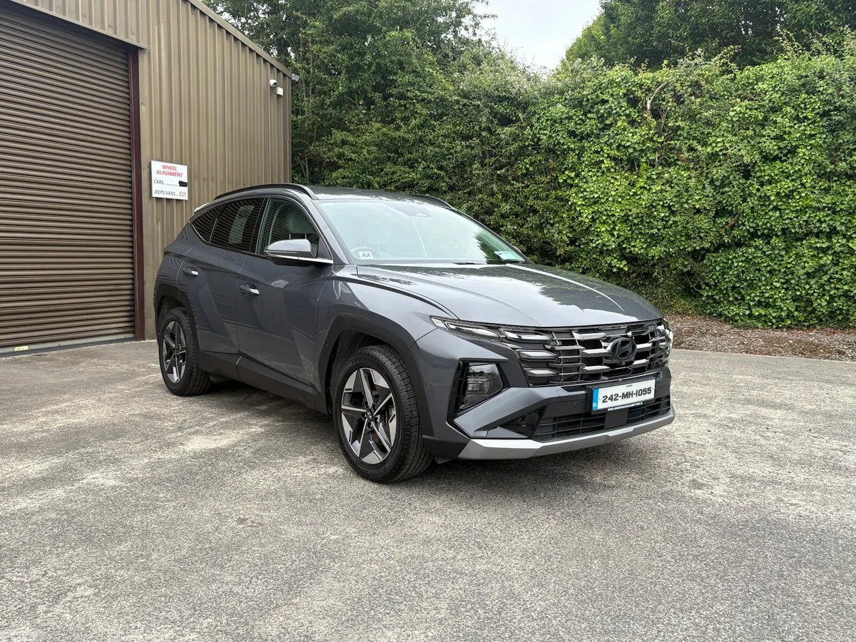 Hyundai Tucson SUV, Diesel, 2024, Grey