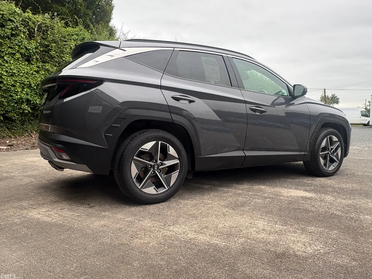 Hyundai Tucson SUV, Diesel, 2024, Grey