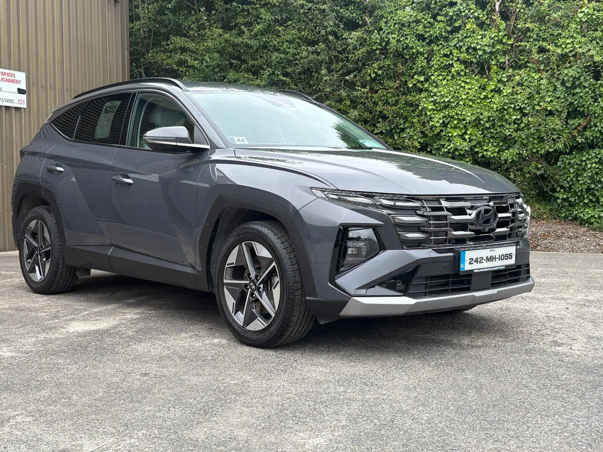 Hyundai Tucson SUV, Diesel, 2024, Grey