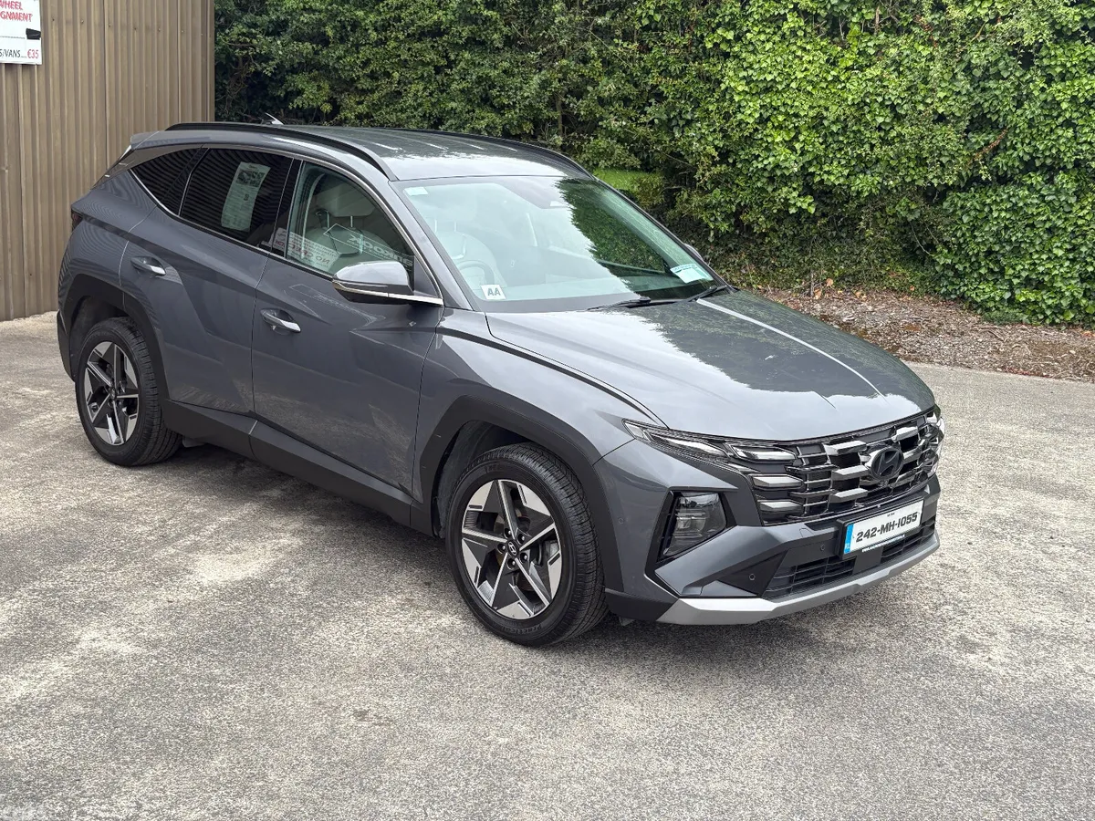 Hyundai Tucson SUV, Diesel, 2024, Grey