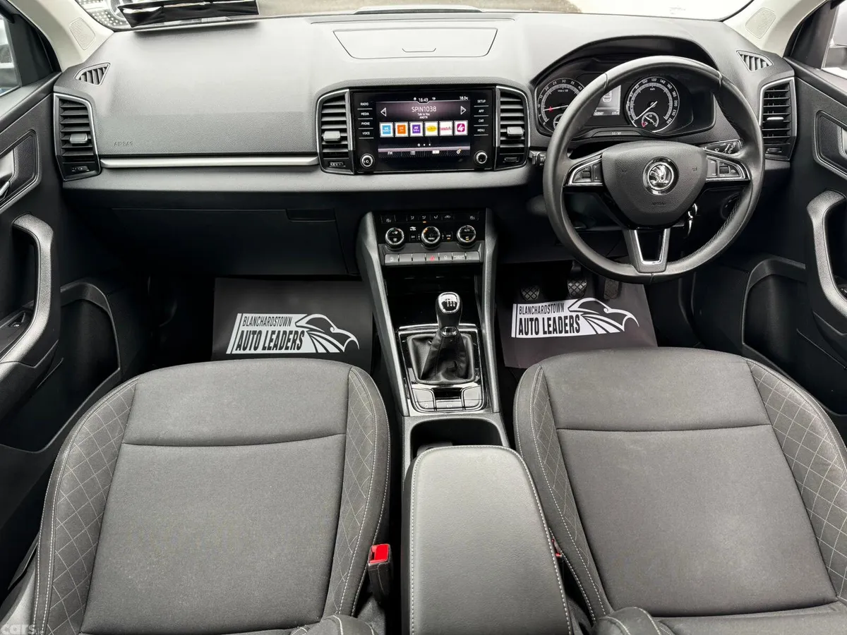 Skoda Karoq SUV, Diesel, 2019, Grey