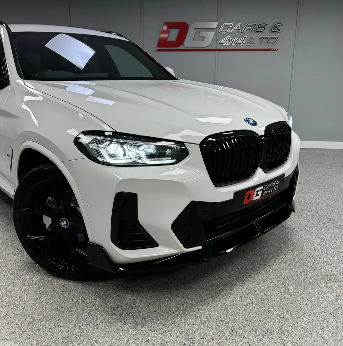BMW X3 SUV, Petrol Plug-in Hybrid, 2022, White