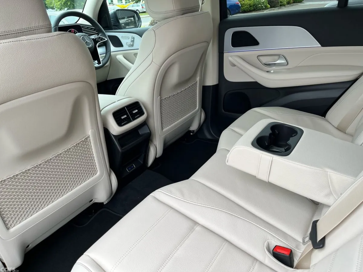 Mercedes-Benz GLE SUV, Diesel Plug-in Hybrid, 2026, Grey