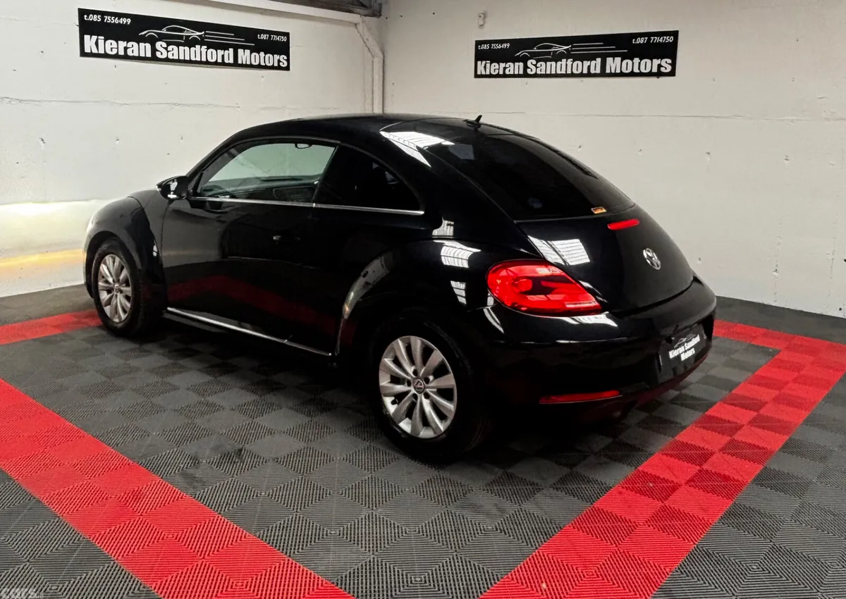 Volkswagen Beetle Hatchback, Petrol, 2014, Black