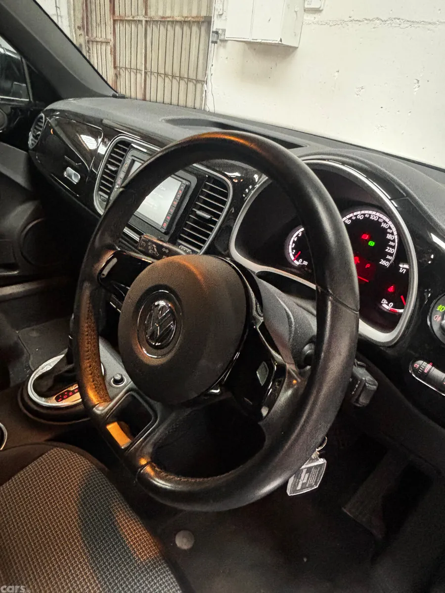 Volkswagen Beetle Hatchback, Petrol, 2014, Black