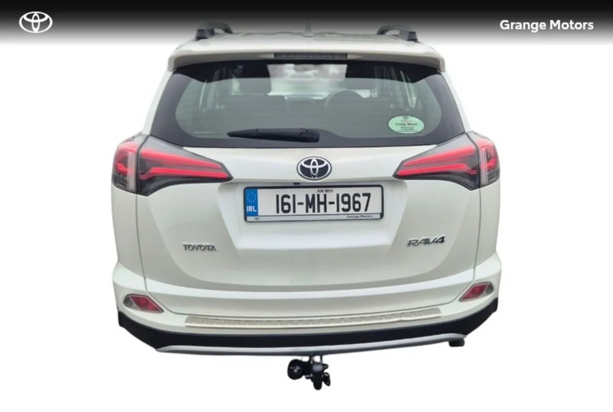 Toyota RAV4 SUV, Diesel, 2016, White