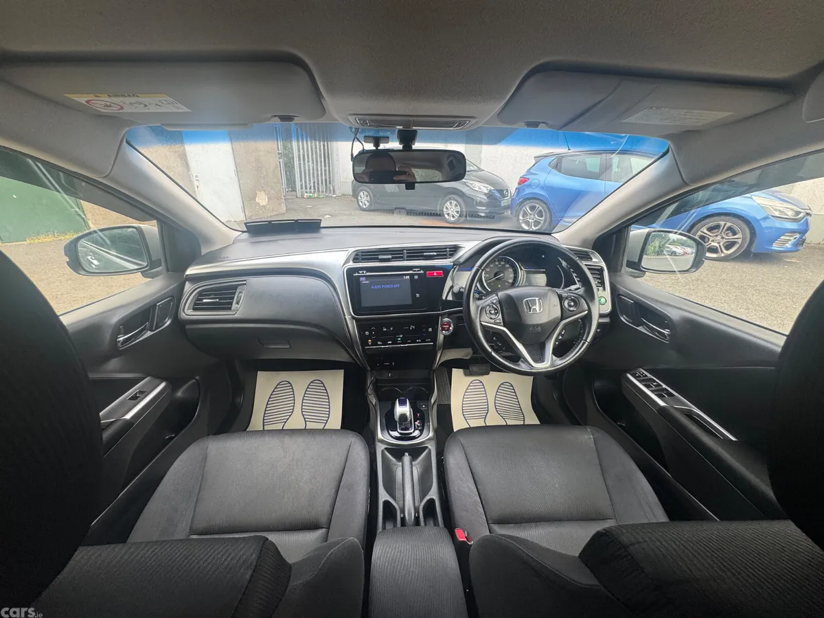 Honda Grace Saloon, Petrol Hybrid, 2014, Silver