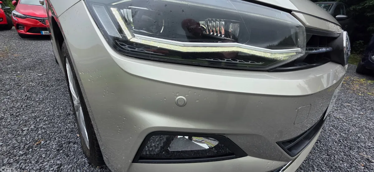 Volkswagen Polo Hatchback, Petrol, 2019, Gold
