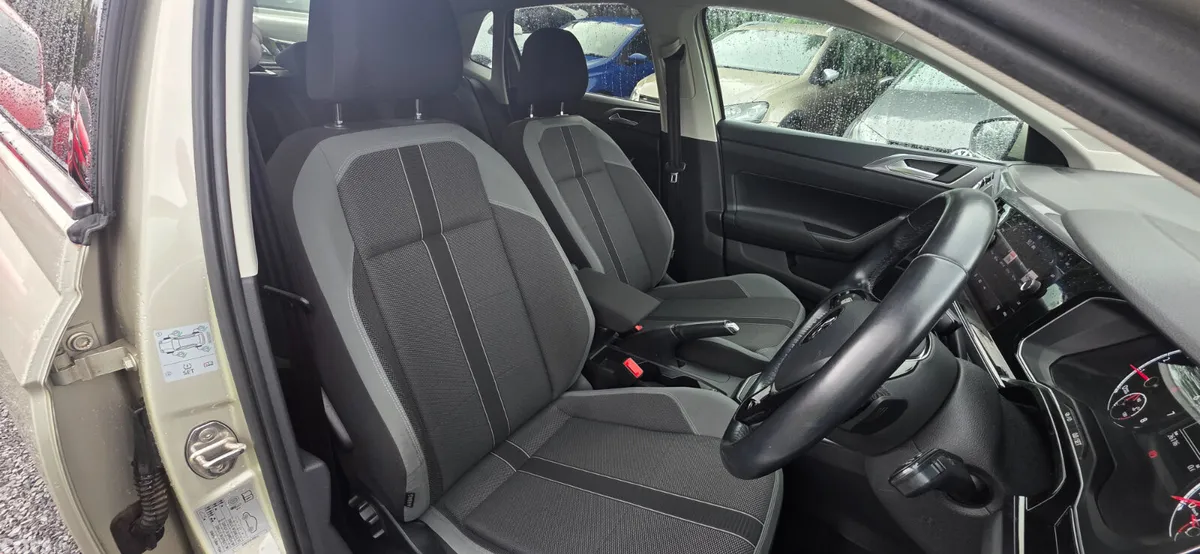 Volkswagen Polo Hatchback, Petrol, 2019, Gold