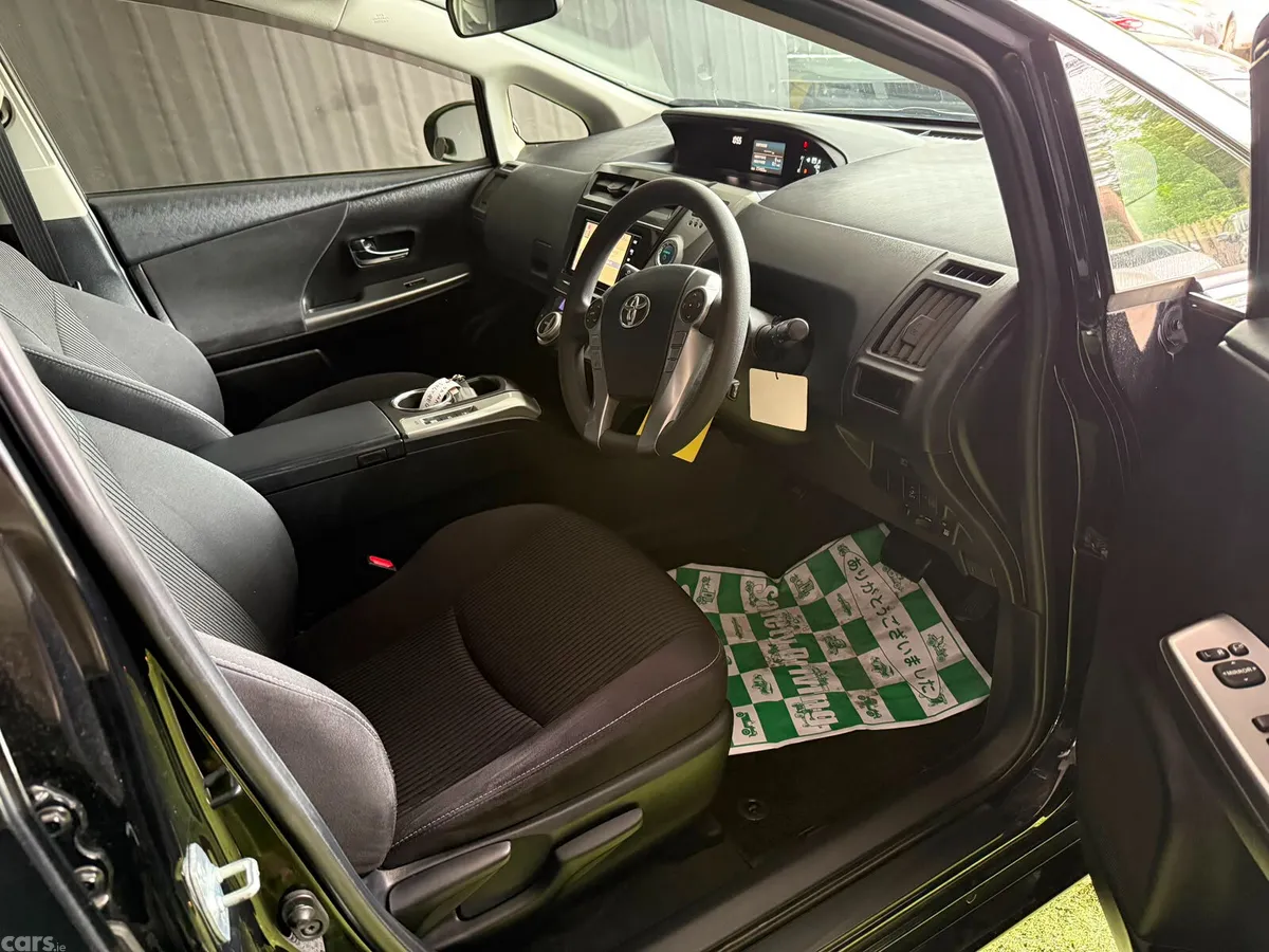 Toyota Prius MPV, Petrol Hybrid, 2020, Black