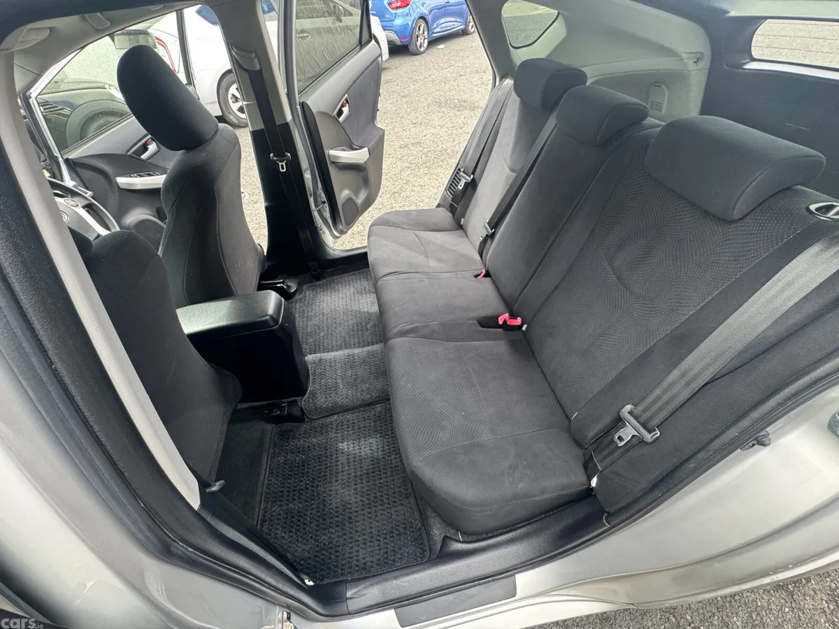 Toyota Prius Hatchback, Petrol Hybrid, 2013, Silver