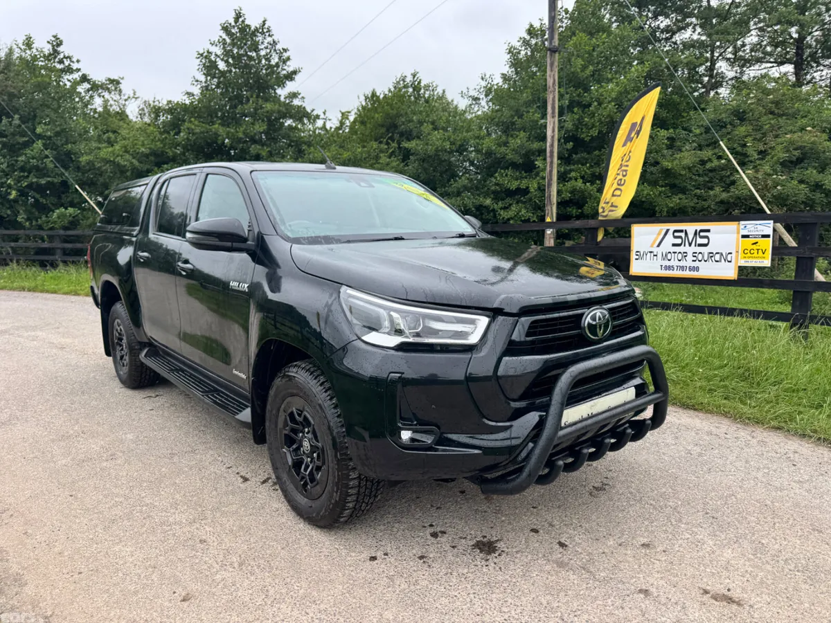 Toyota Hilux Pick Up, Diesel, 2021, Black