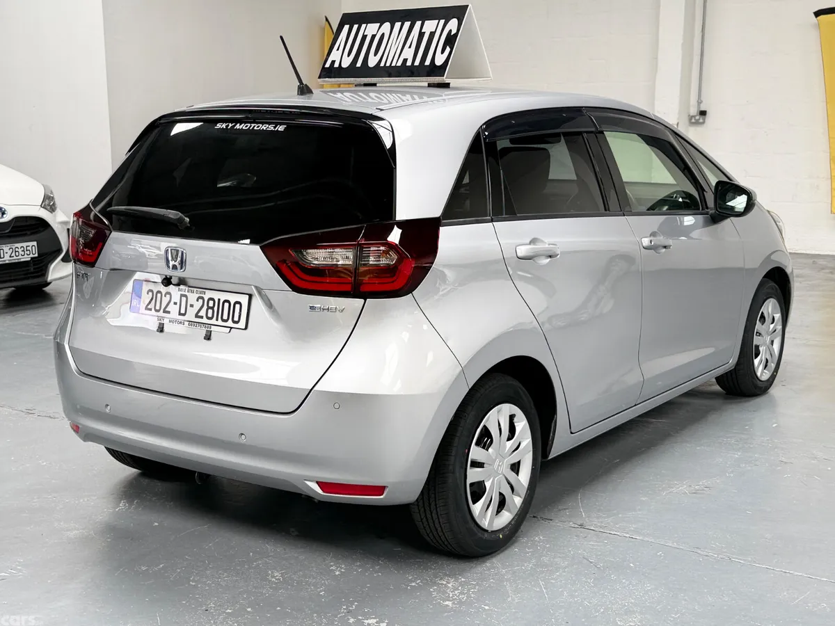 Honda Jazz Hatchback, Petrol Hybrid, 2020, Silver
