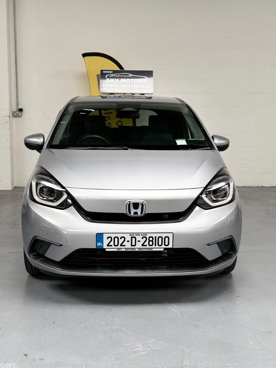 Honda Jazz Hatchback, Petrol Hybrid, 2020, Silver