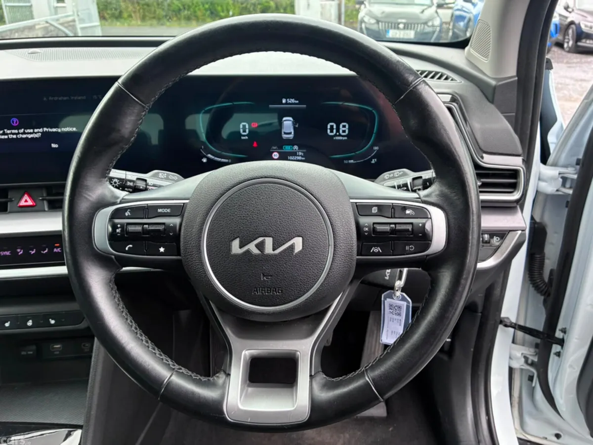 Kia Sportage MPV, Diesel Hybrid, 2023, White