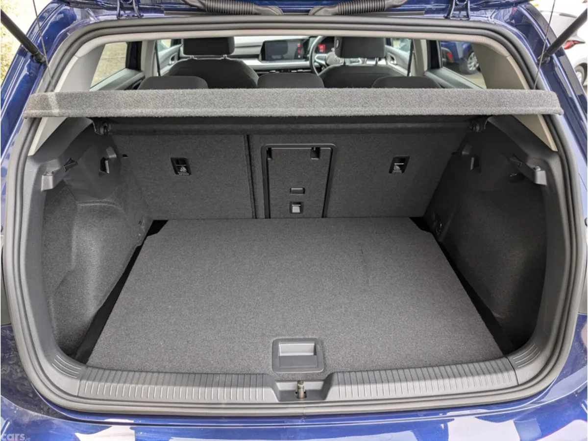 Volkswagen Golf Hatchback, Diesel, 2023, Blue