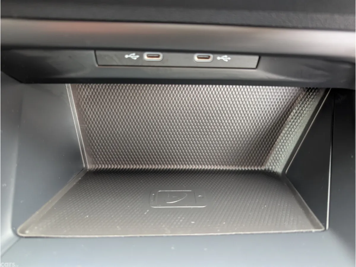 Volkswagen Golf Hatchback, Diesel, 2023, Blue