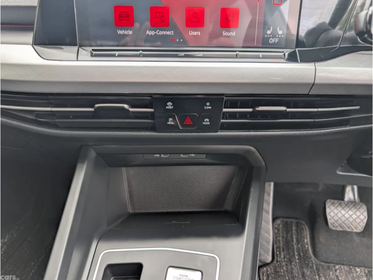 Volkswagen Golf Hatchback, Diesel, 2023, Blue