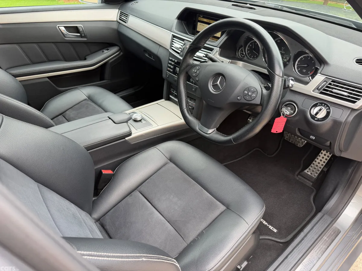 Mercedes-Benz E-Class Saloon, Diesel, 2009, Silver