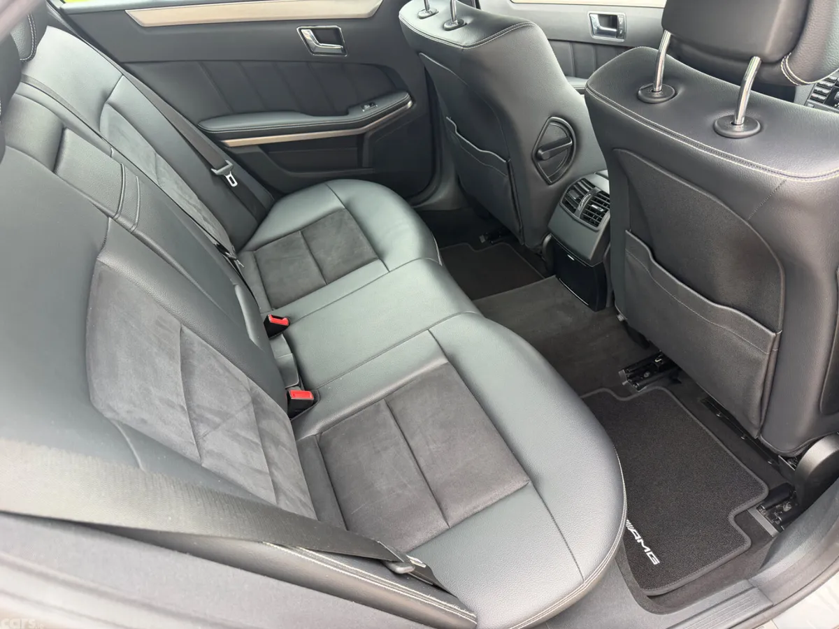 Mercedes-Benz E-Class Saloon, Diesel, 2009, Silver