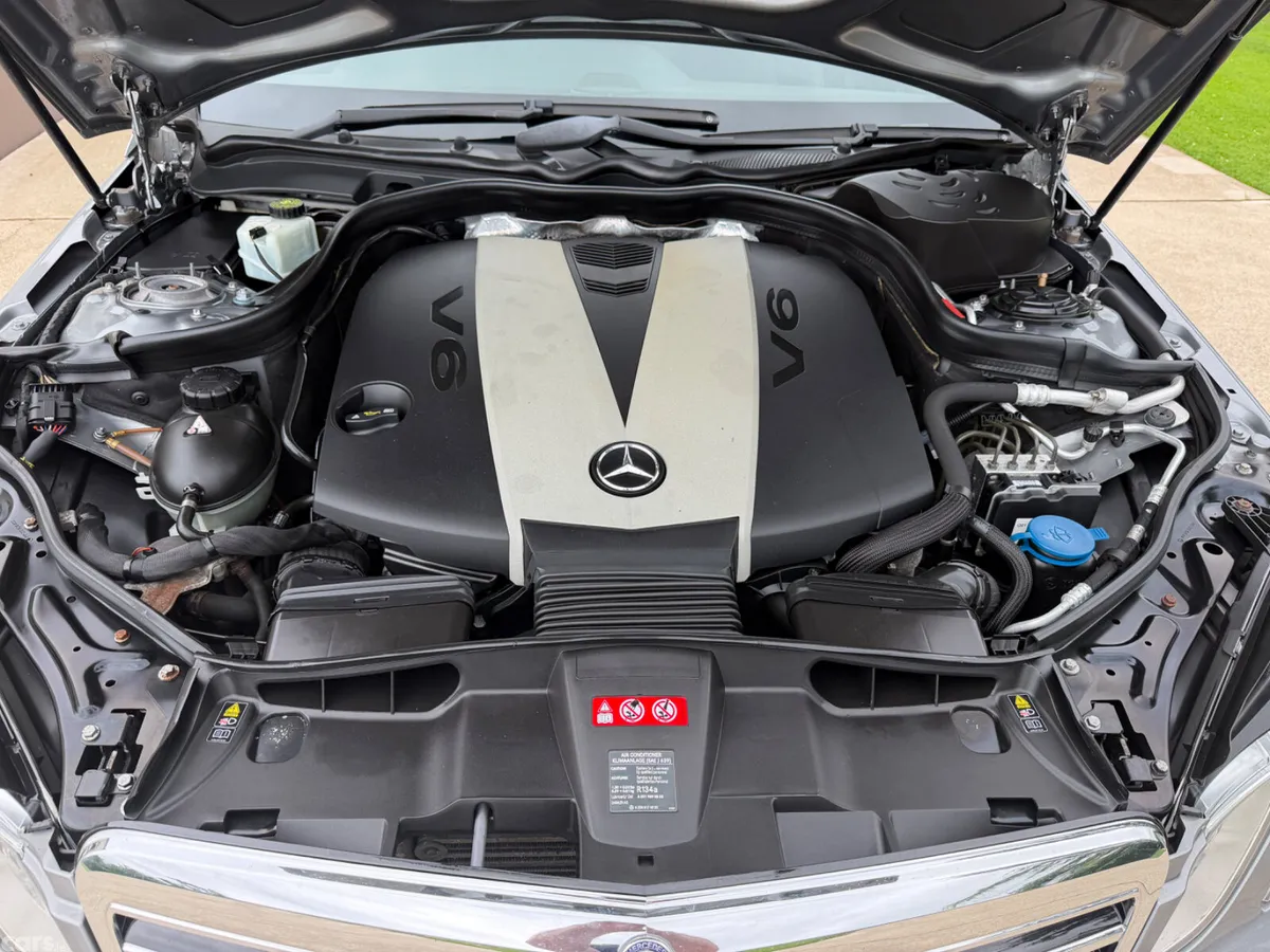 Mercedes-Benz E-Class Saloon, Diesel, 2009, Silver