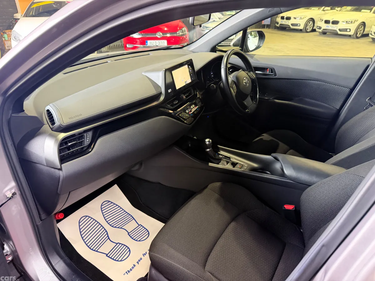 Toyota C-HR SUV, Petrol Hybrid, 2018, Silver