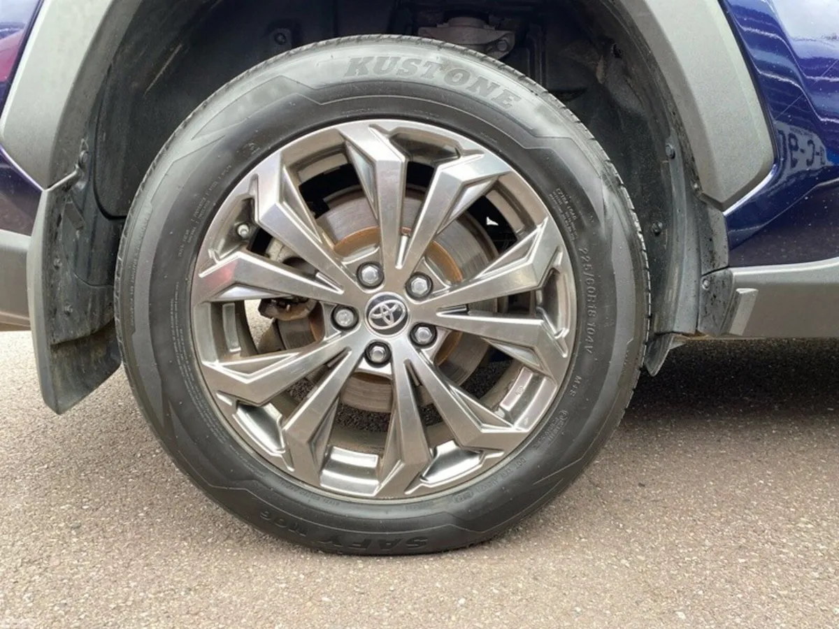 Toyota RAV4 SUV, Petrol Hybrid, 2023, Blue