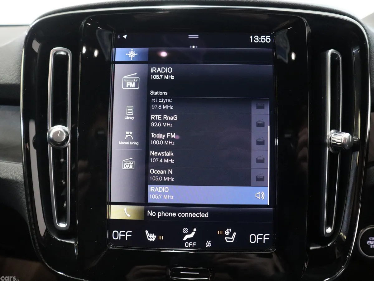 Volvo XC40 SUV, Petrol Hybrid, 2023, Grey