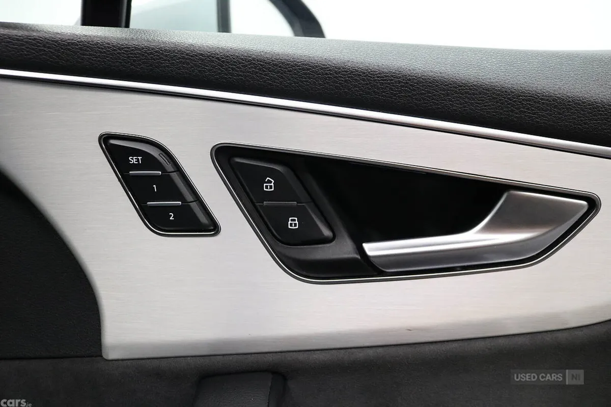 Audi Q7 SUV, Diesel, 2023, Silver